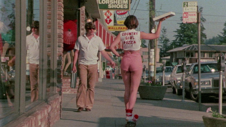 кадр из фильма Hot & Saucy Pizza Girls