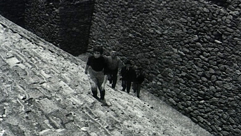 кадр из фильма Attack of the Mayan Mummy