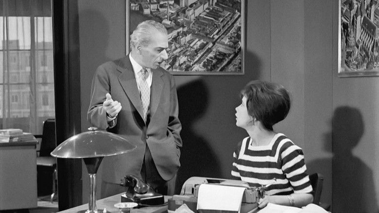 кадр из фильма Ποια Είναι Η Μαργαρίτα