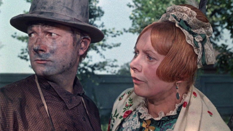 кадр из фильма Женитьба Бальзаминова