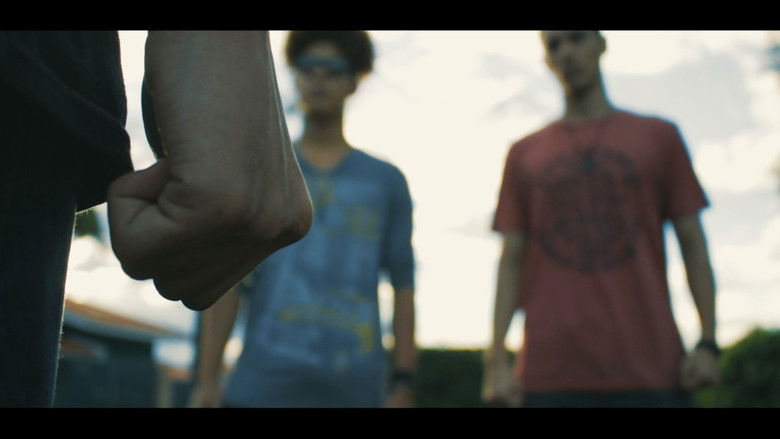 кадр из фильма Perdidos no Espaço-Tempo