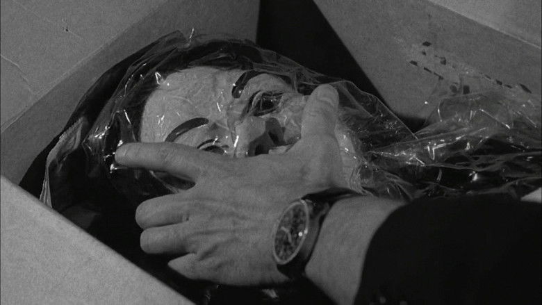 кадр из фильма Devil Doll