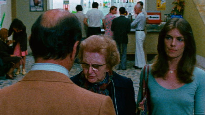 кадр из фильма Замкнутый круг