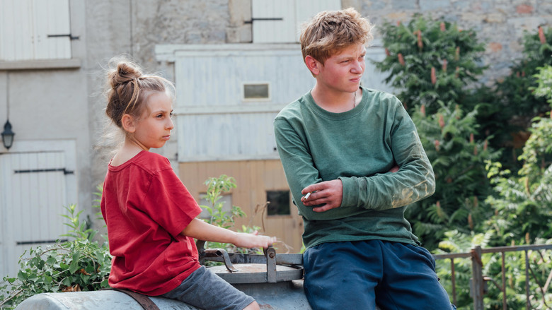 кадр из фильма Святая корова