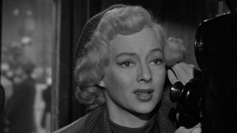 кадр из фильма The Killer That Stalked New York