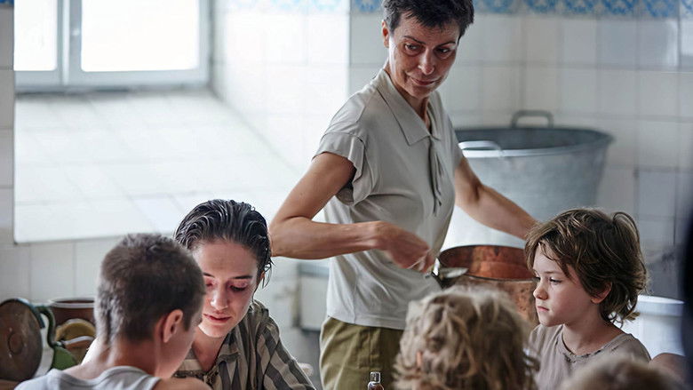 кадр из фильма Оборотень