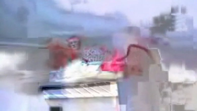 кадр из фильма Compression Study #4 (Barney)