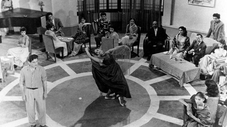 кадр из фильма अनाड़ी