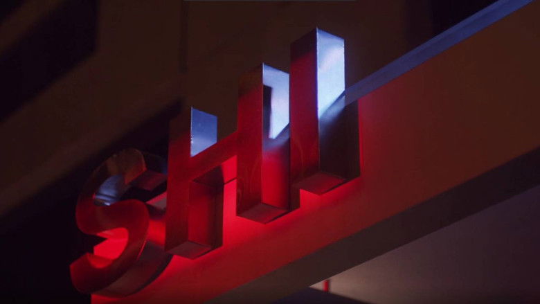 кадр из фильма Тёмная лошадка