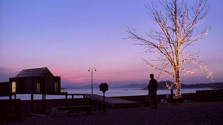 кадр из фильма Домик у моря