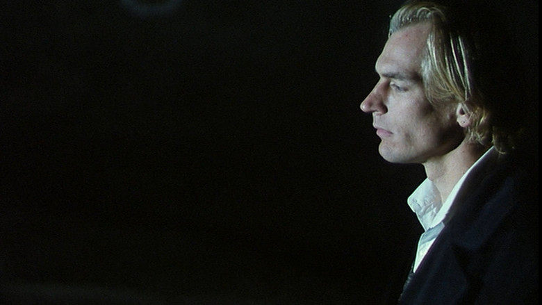 кадр из фильма Легенда о вампире