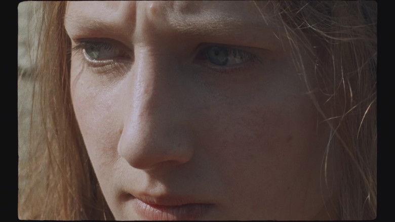 кадр из фильма Le Fil rouge