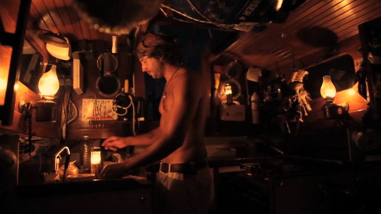 кадр из фильма Twenty Eight Feet: Life on a Little Wooden Boat