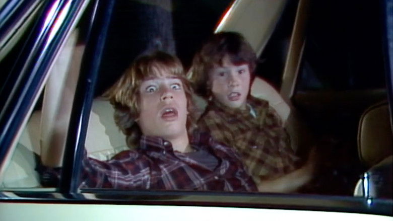 кадр из фильма UFO Kidnapped