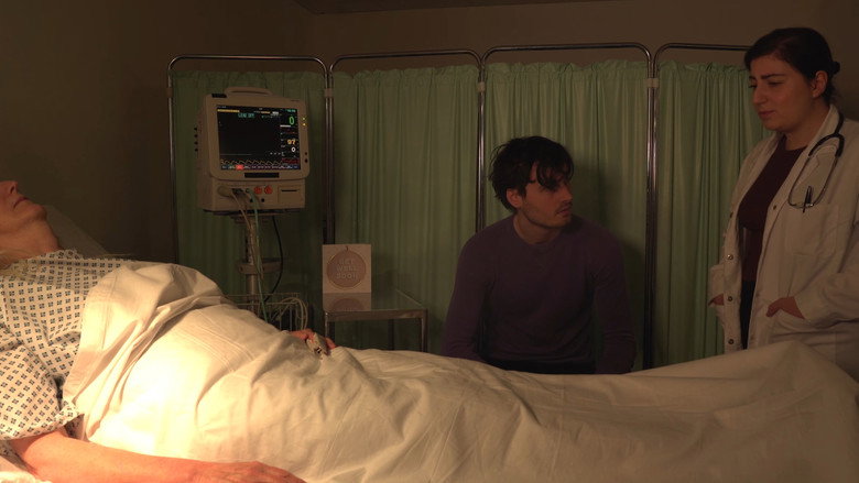 кадр из фильма The Woman In The Room