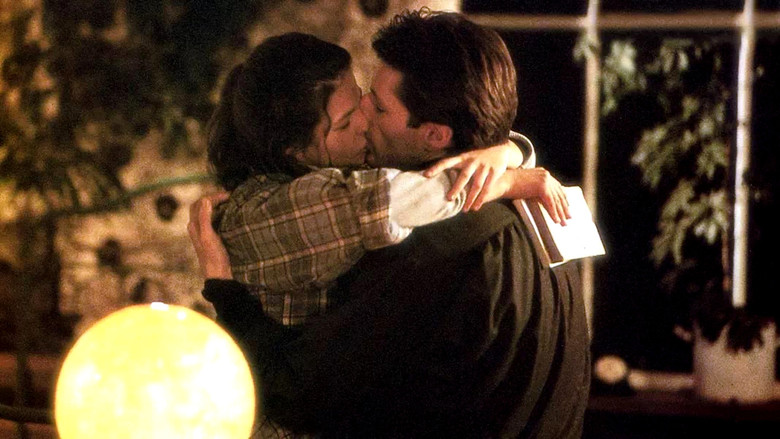 кадр из фильма Красный поцелуй