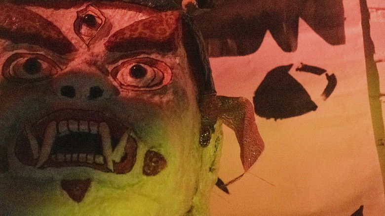 кадр из фильма Выход через юрту