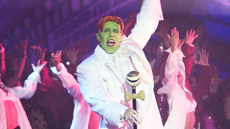 кадр из фильма Сын маски