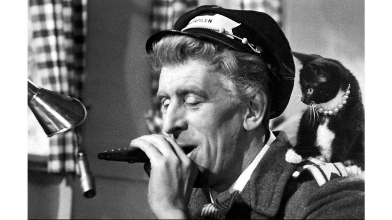 кадр из фильма Far till sol och vår