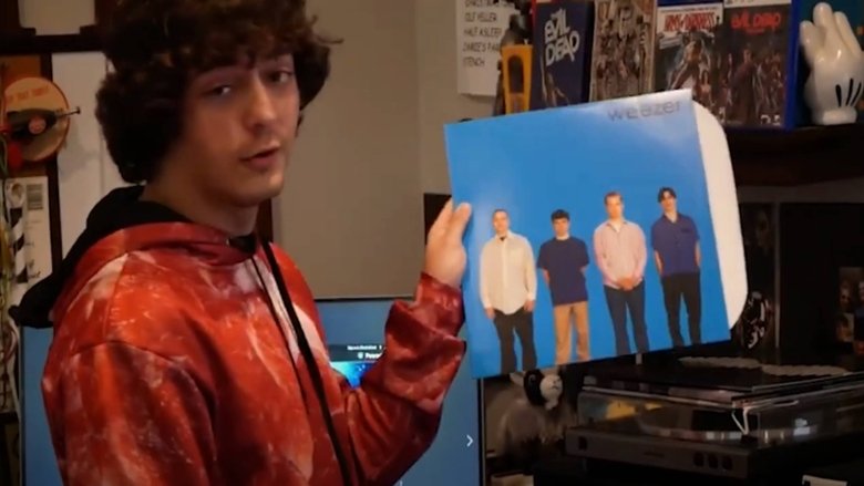 кадр из фильма A Day in the Life (Of A Famous YouTuber)