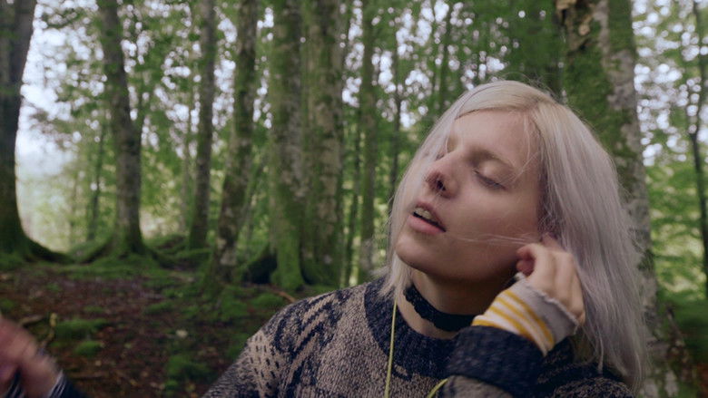 кадр из фильма AURORA: Nothing Is Eternal