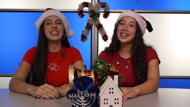 кадр из фильма The Morning Show: Holiday Special