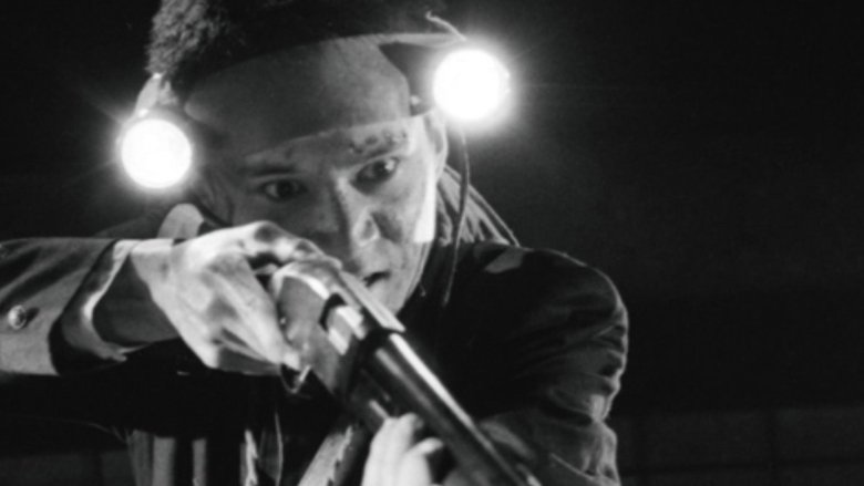 кадр из фильма 丑三つの村