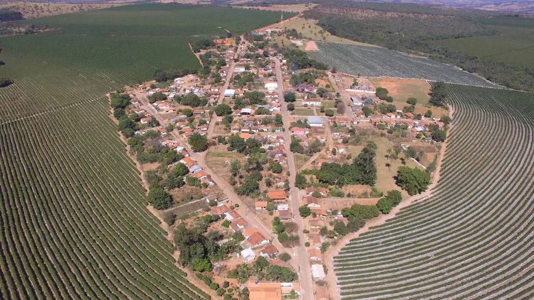 кадр из фильма (re)buscando o cinema em Santa Rosa dos Dourados