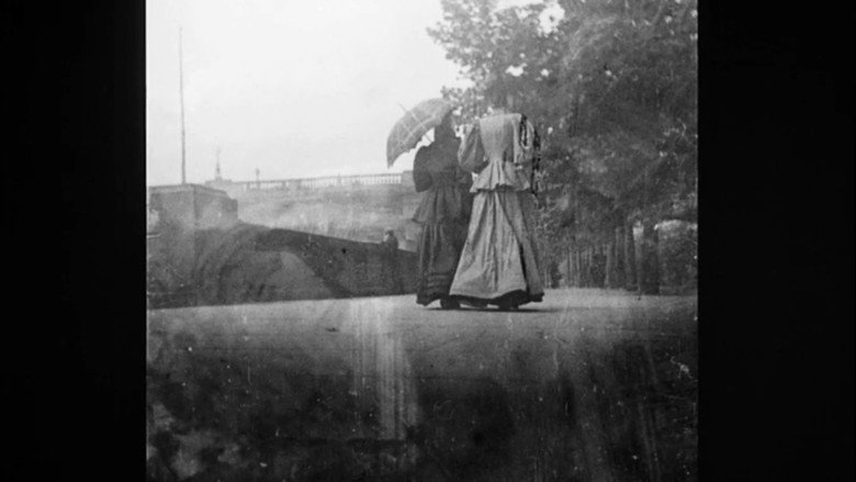 Promenaders by the Serpentine in Hyde Park