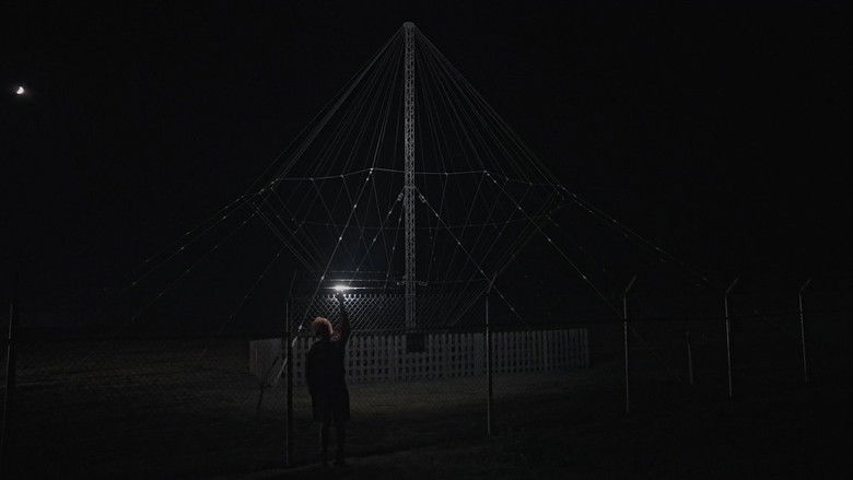 кадр из фильма The End of the Internet