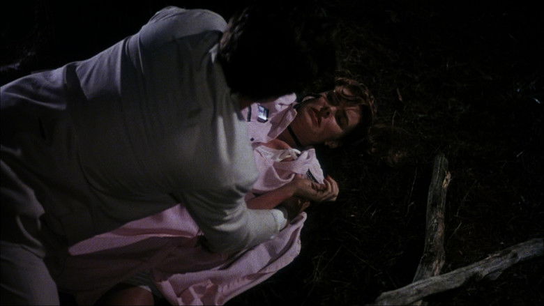 кадр из фильма Выродок