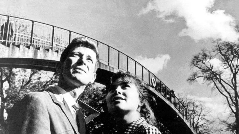 кадр из фильма Der geteilte Himmel