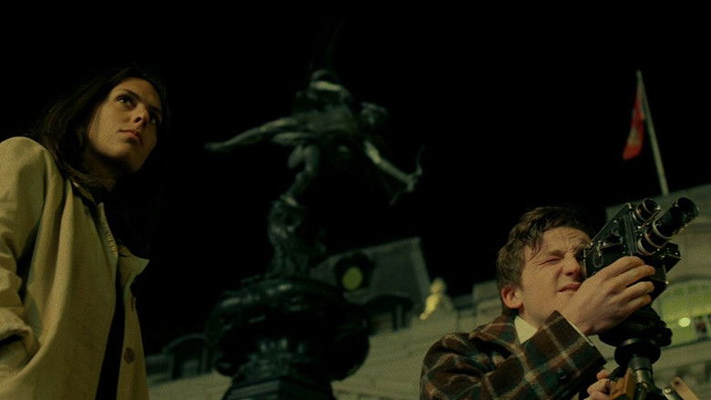 кадр из фильма Затерянные с Сохо