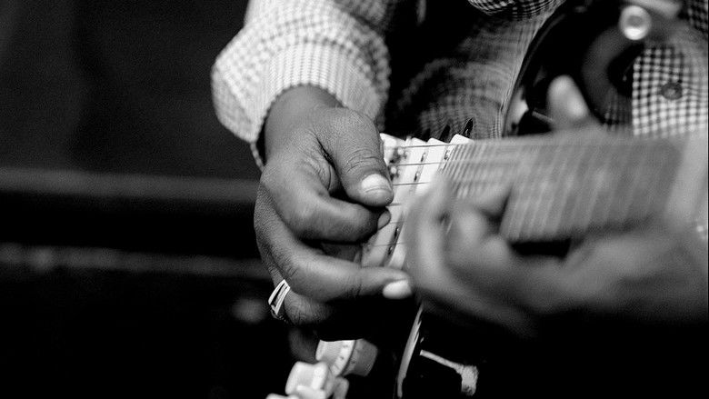 кадр из фильма The Rumba Kings