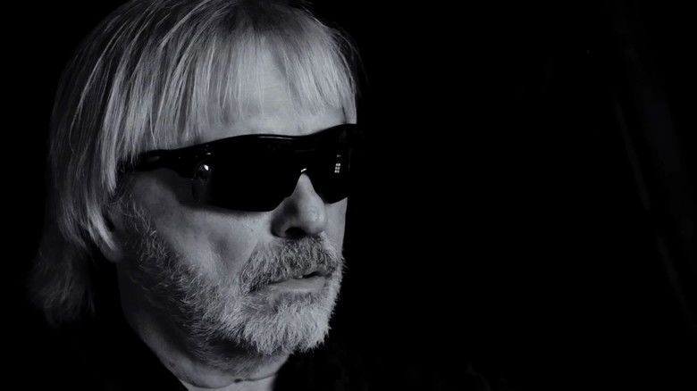 кадр из фильма Алиса: Дудка