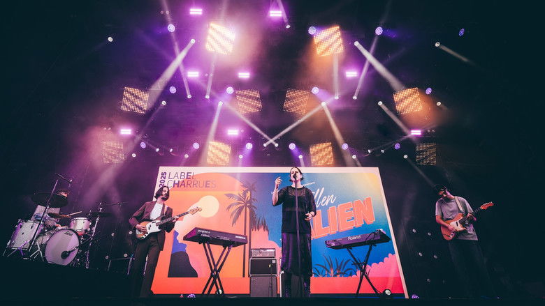 кадр из фильма Fallen Alien en concert aux Vieilles Charrues 2025