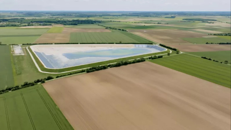 кадр из фильма Monde agricole : la fracture de l’eau