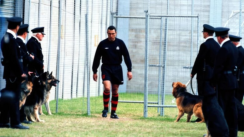 кадр из фильма Костолом