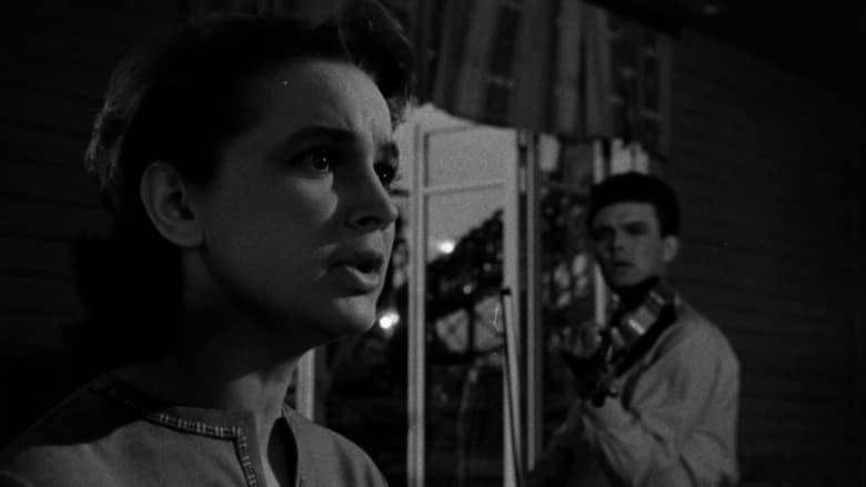 кадр из фильма Цветок на камне