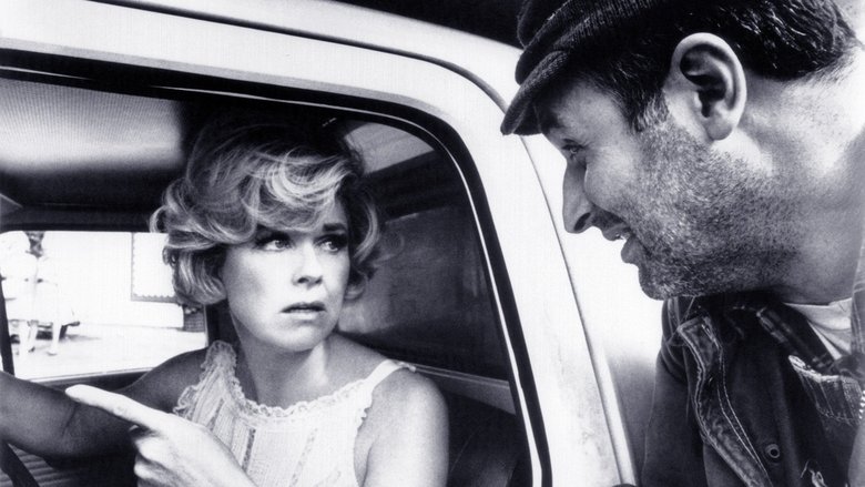 кадр из фильма Шестеро под одной крышей