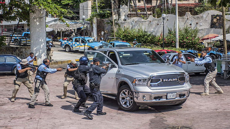 кадр из фильма Добро пожаловать в Акапулько