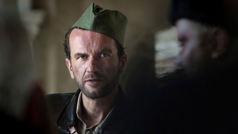 кадр из фильма Вольта