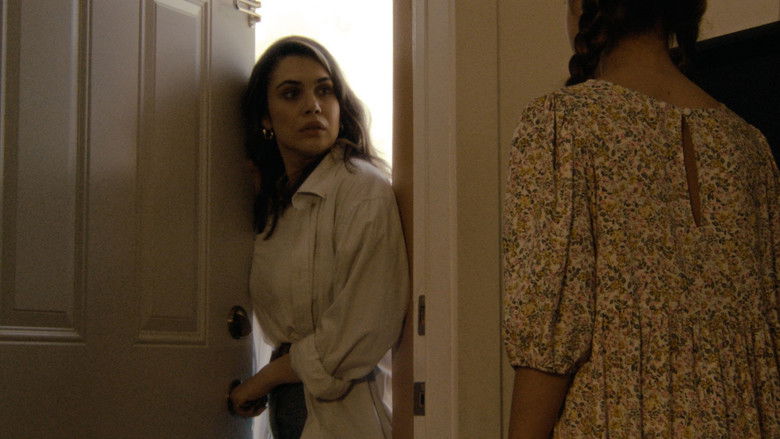 кадр из фильма New Life, Hard Choice