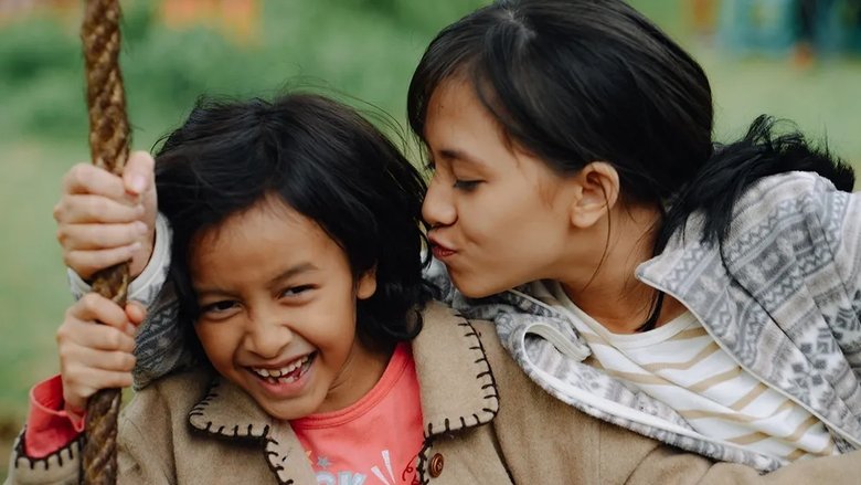 кадр из фильма Семья Чемары