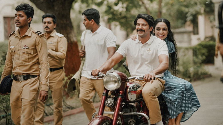 кадр из фильма കുറുപ്പ്