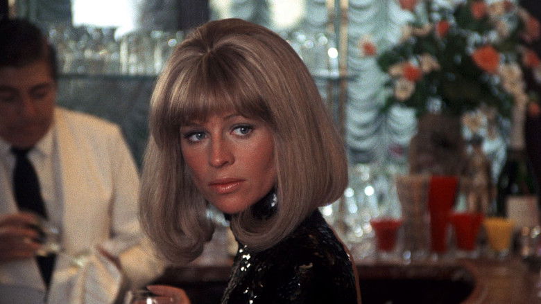 кадр из фильма Шампунь