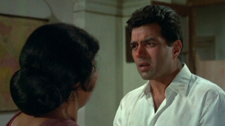 кадр из фильма Время муссонов