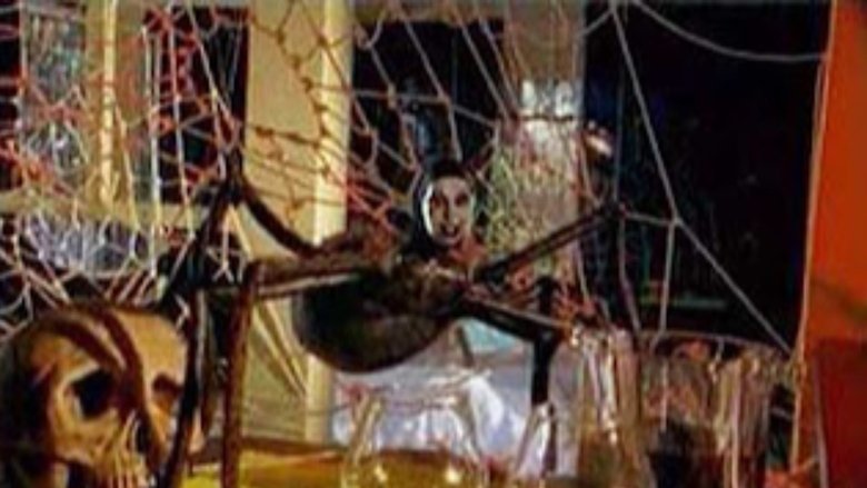 кадр из фильма Мэри — Куки и Тарантула — убийца