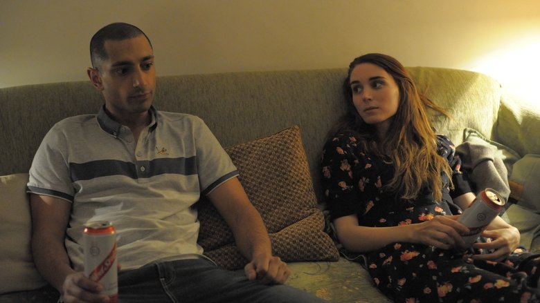 кадр из фильма Уна