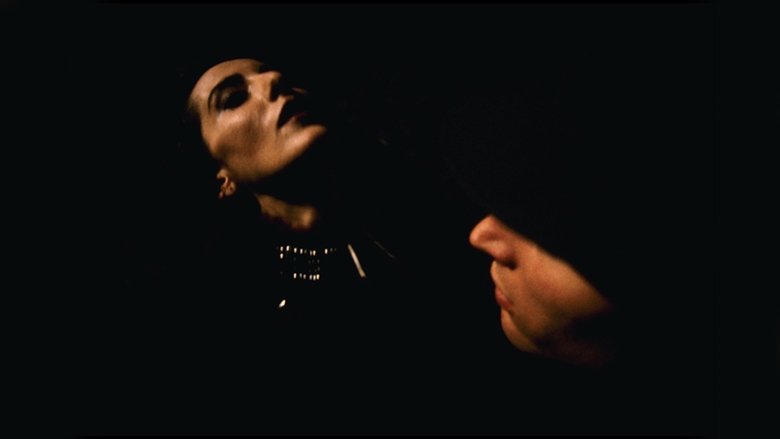 кадр из фильма Karanlık Sular